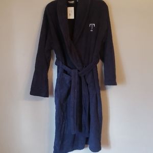Unisex adult bath robe. With "T" initial.